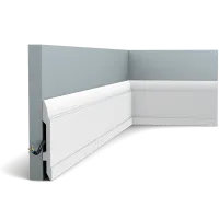 Плинтус напольный Orac Decor SX 104