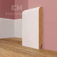 Плинтус напольный Evrowood PN 051