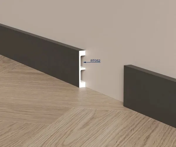 7675808488